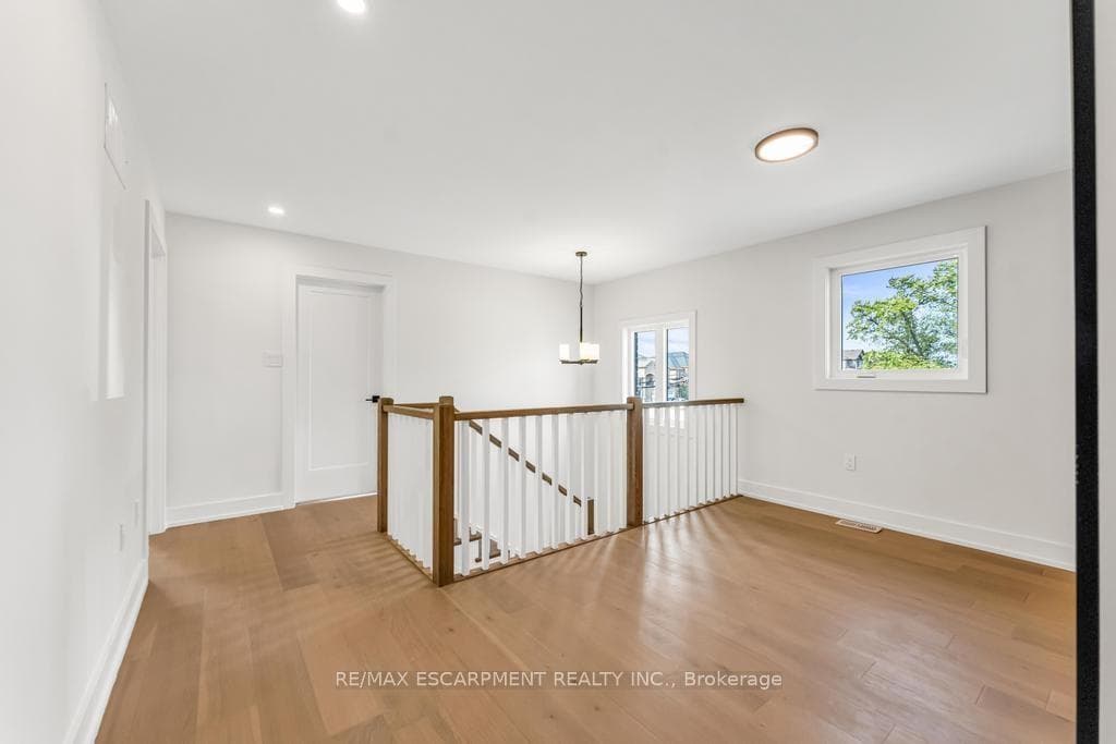 1313 Baseline Road photo 16