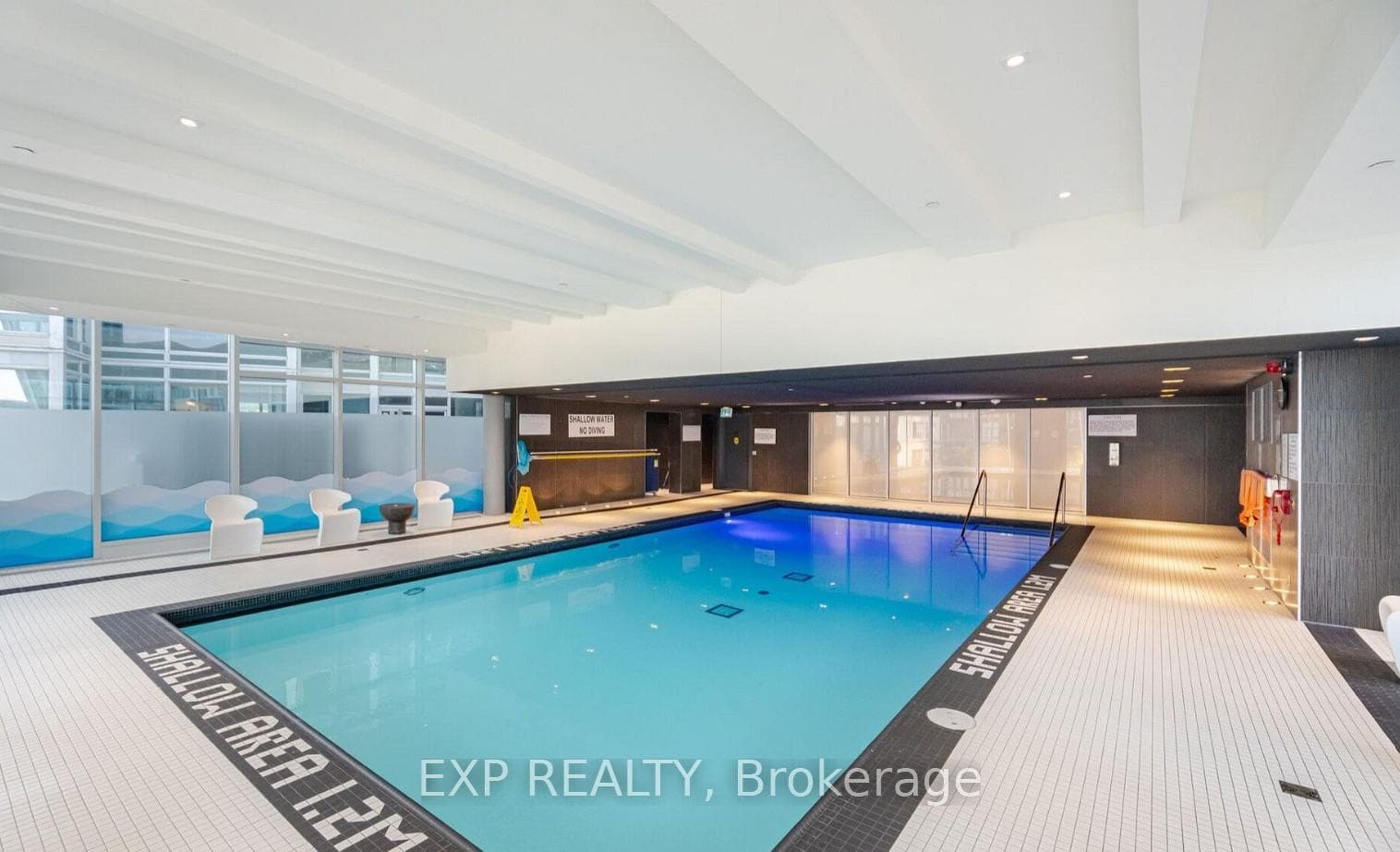Building Amenities: Swimming Pool