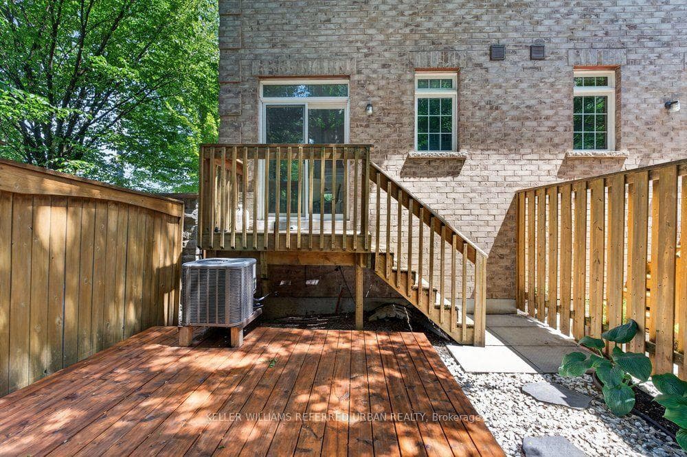 233 Finch Avenue photo 43