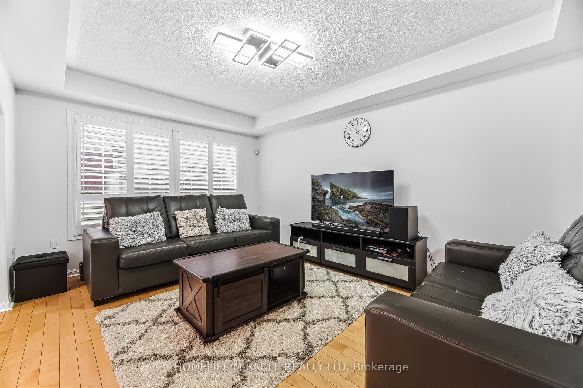 98 Owlridge Drive photo 8