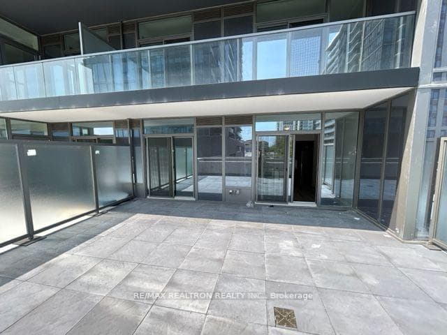 10 Gatineau Drive Unit 214W photo 15