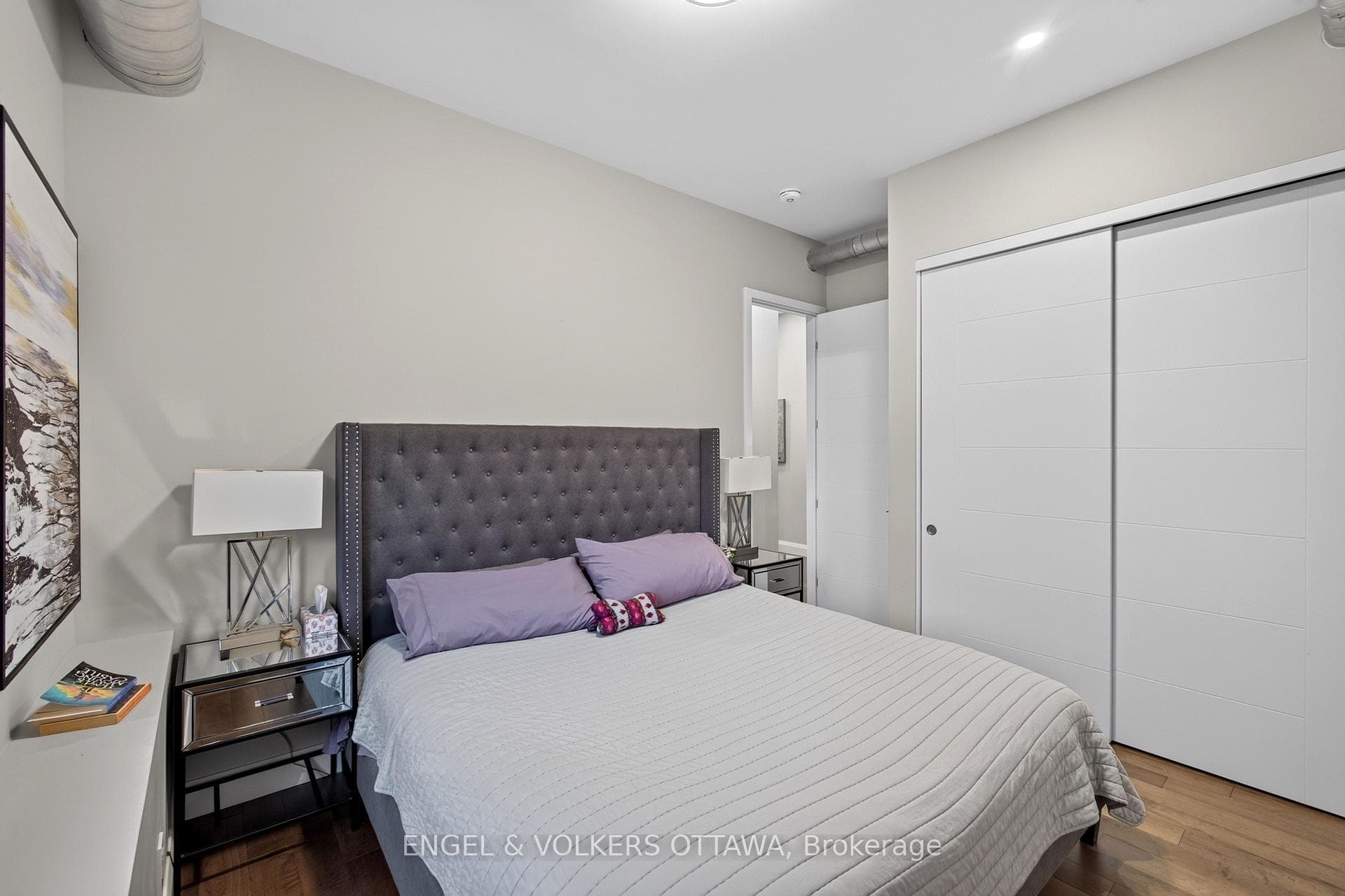 44 Byron Avenue Unit D photo 34
