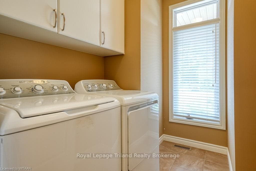 277 HURON Street photo 25