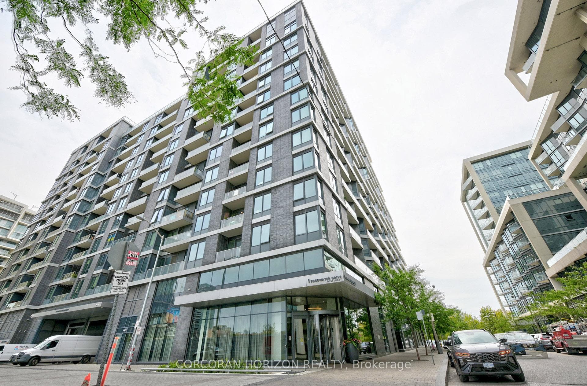 1 Edgewater Drive Unit 511 photo 1