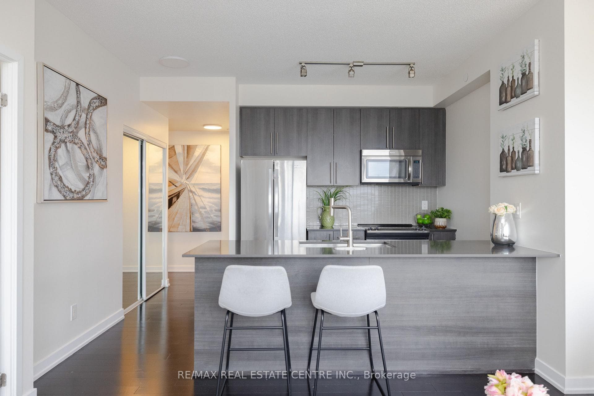 510 Curran Place Unit 2607 photo 18