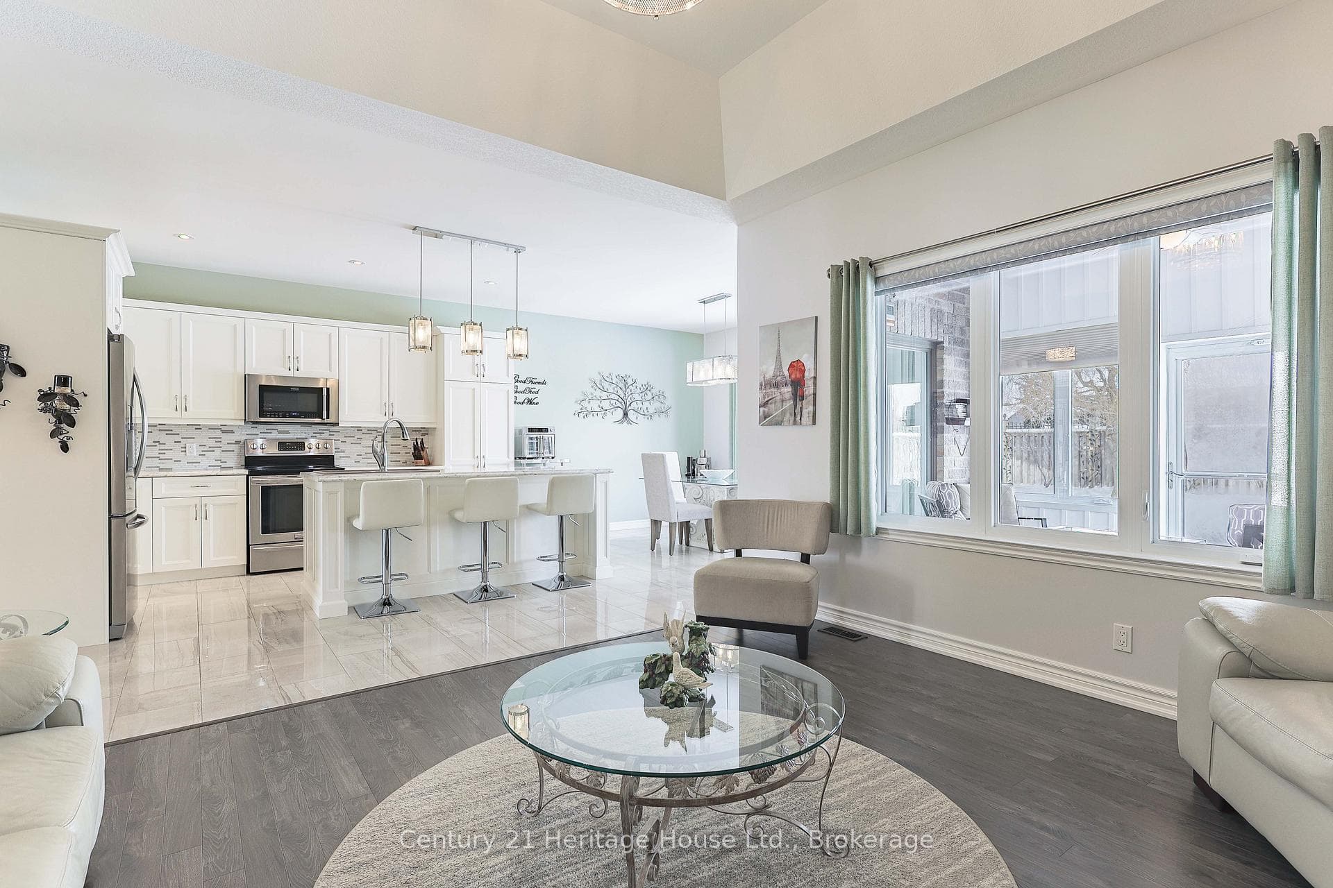 103 Lam Boulevard photo 12