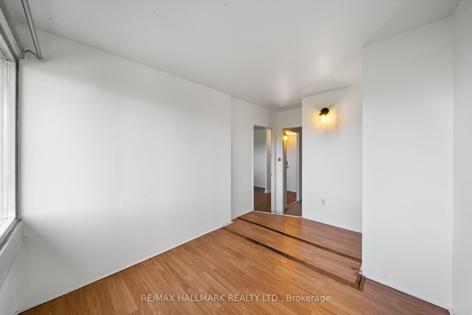 725 Don Mills Road Unit 304 photo 18