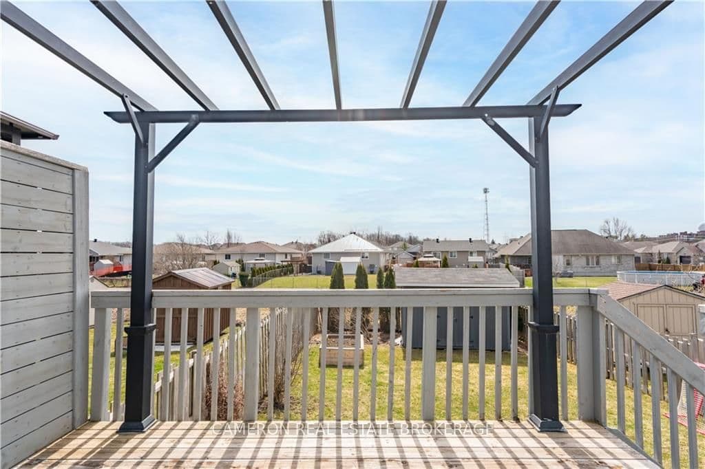 357 GLEN NORA Drive photo 25