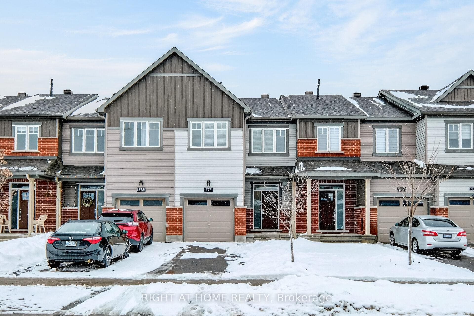 577 Decoeur Drive photo 1