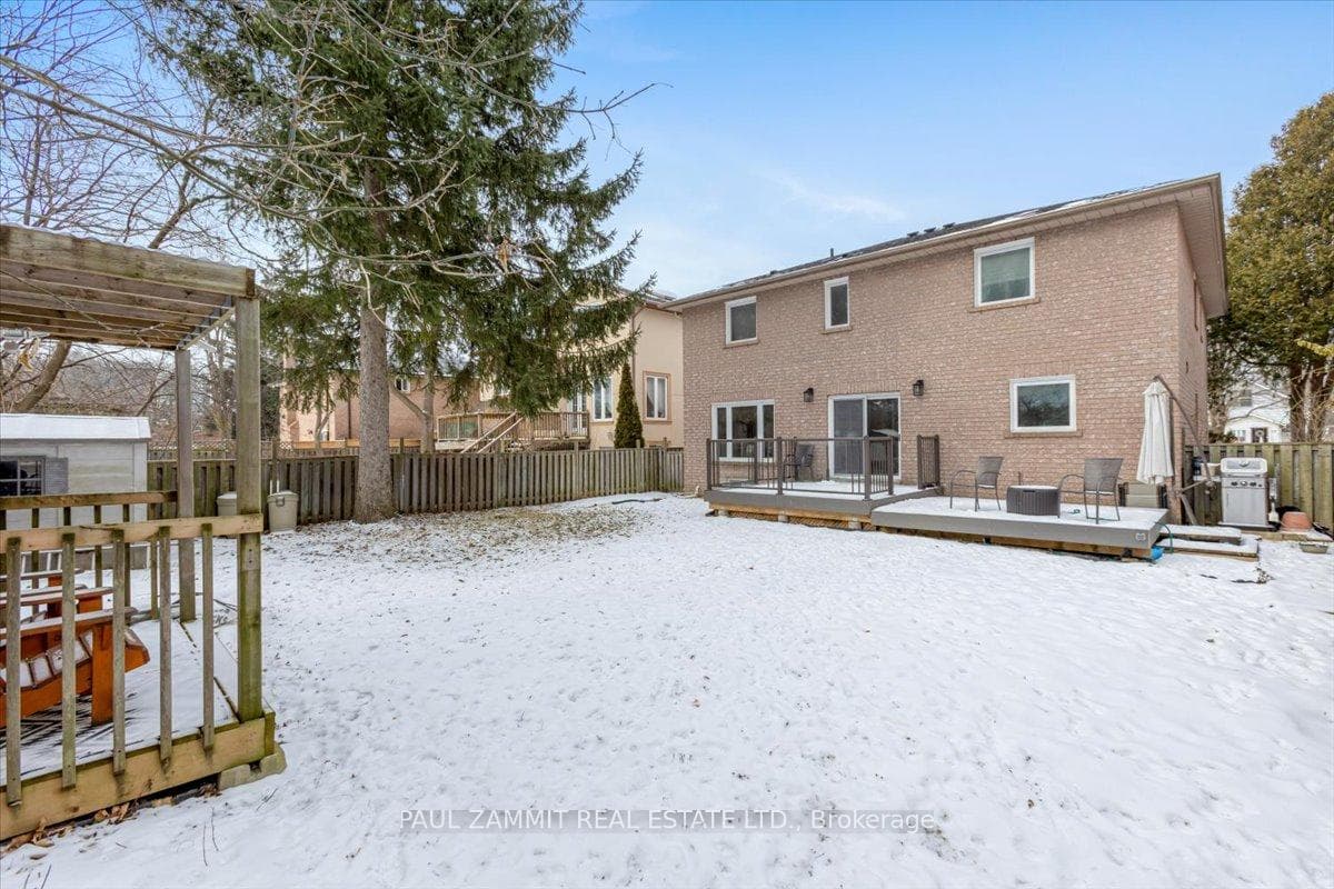 71 Morgan Avenue photo 36