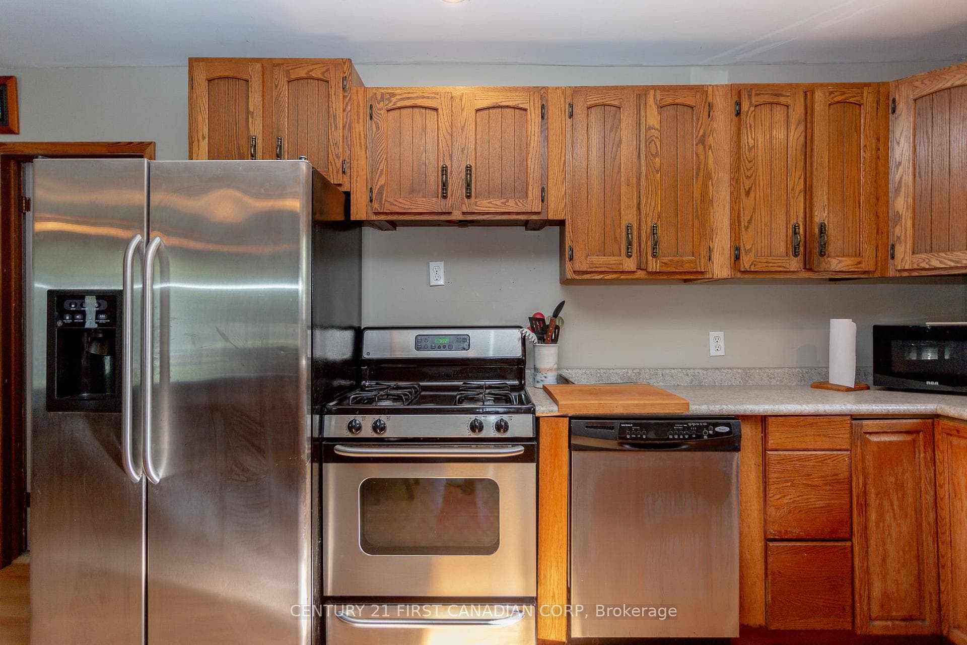 551 George Street photo 11