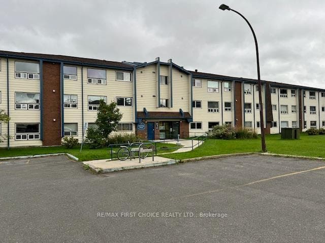 630 Sherrington Drive Unit 212 photo 1