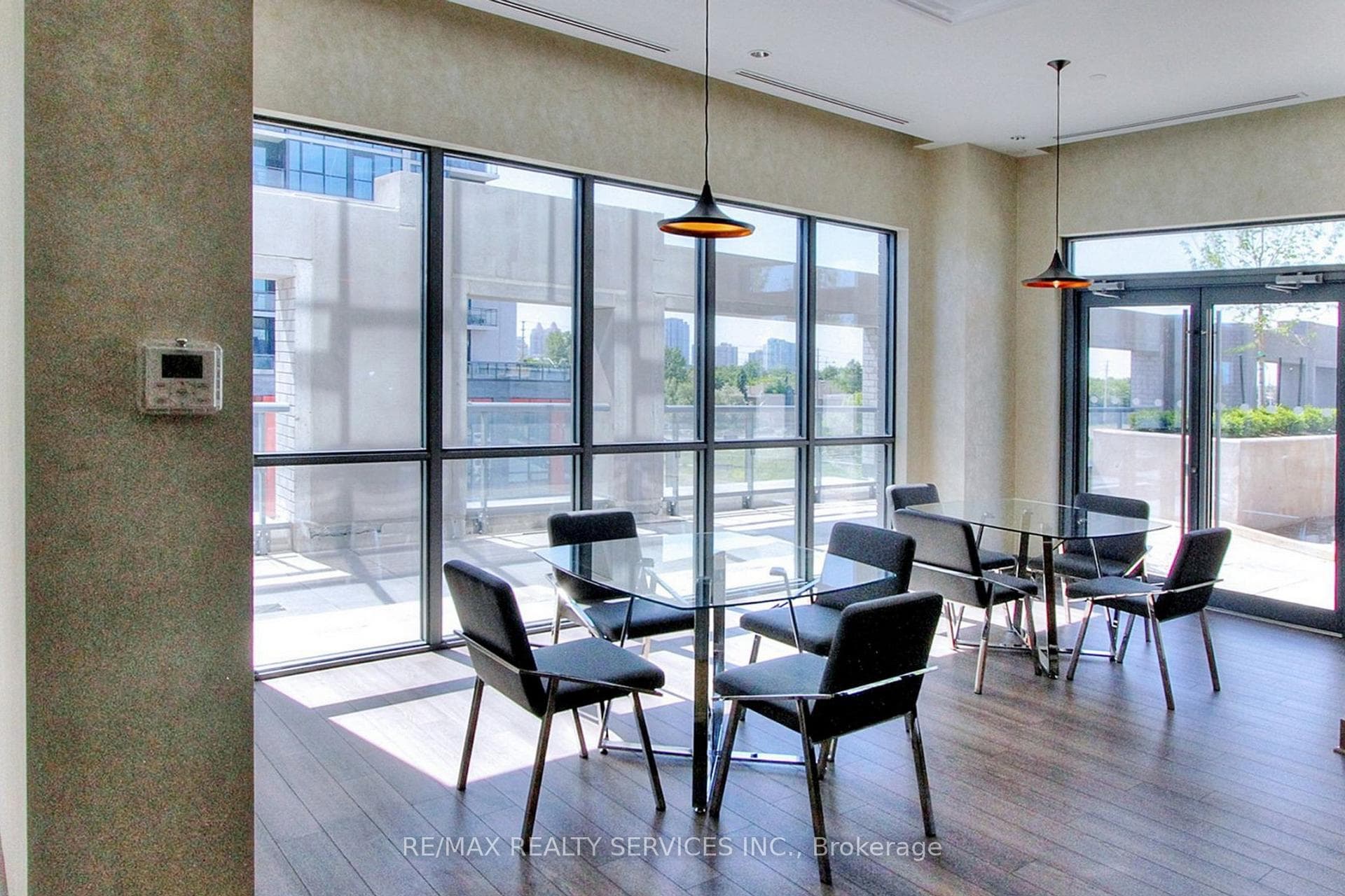 5033 Four Springs Avenue Unit 1513 photo 6