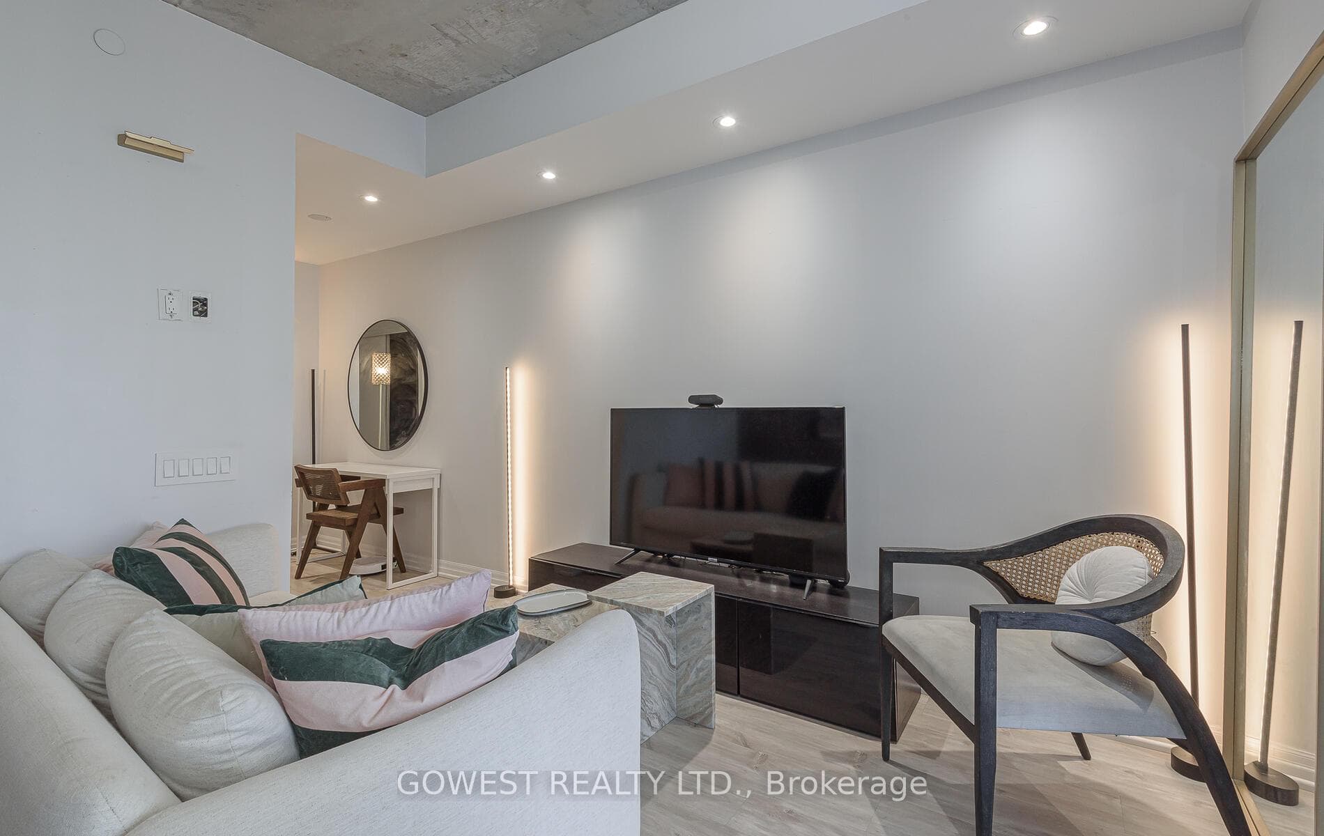 88 Blue Jays Way Unit 3111 photo 17