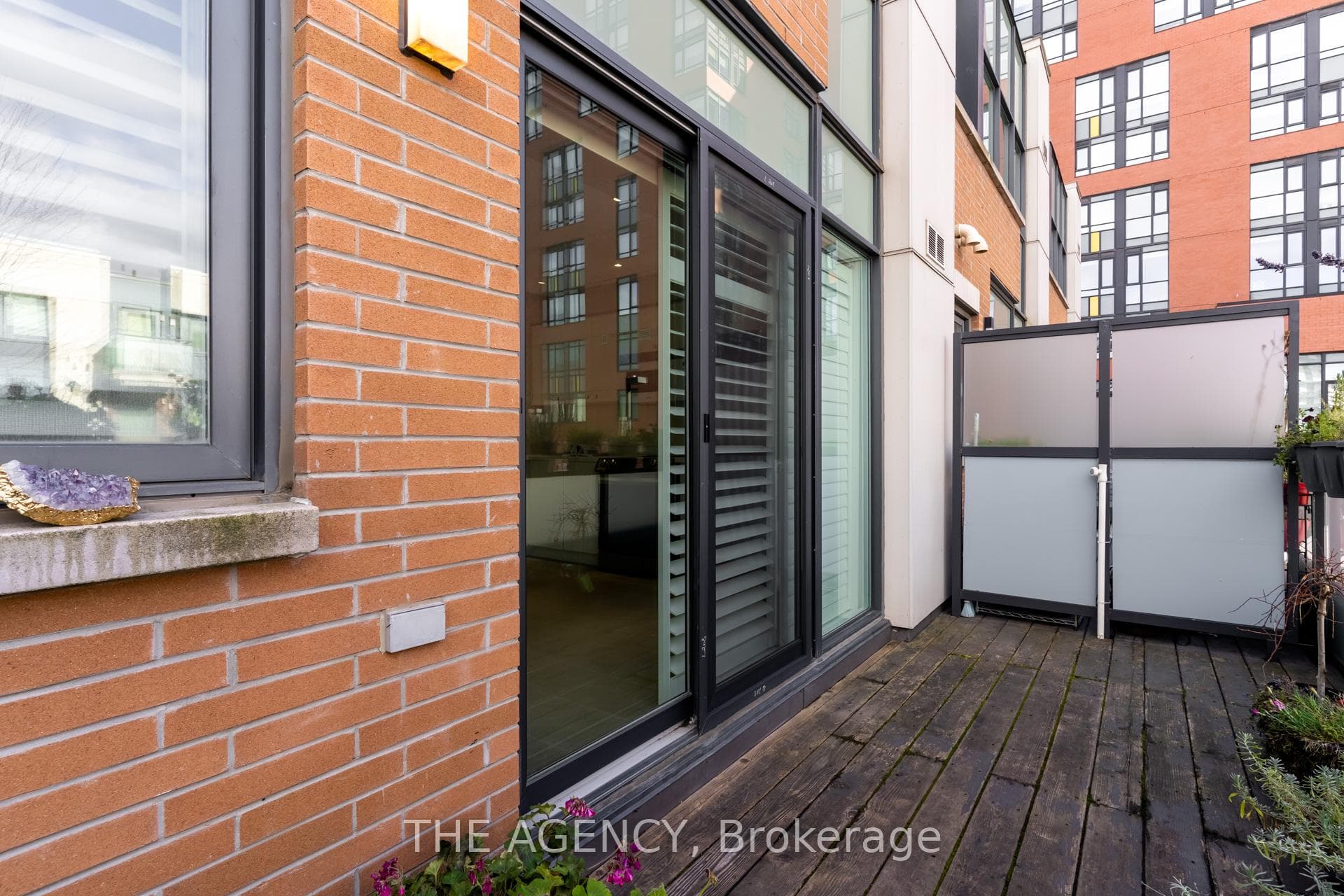 20 Cole Street photo 12