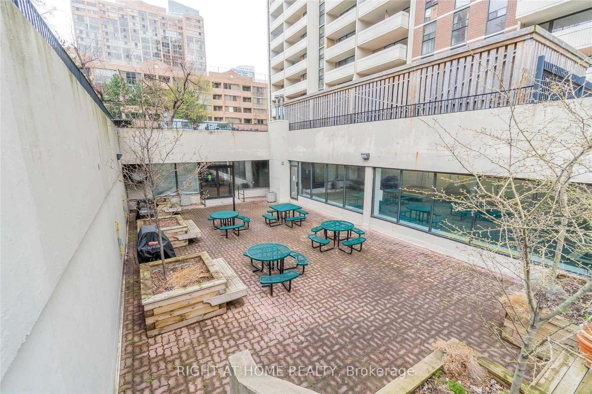 40 Homewood Avenue Unit 1104 photo 36
