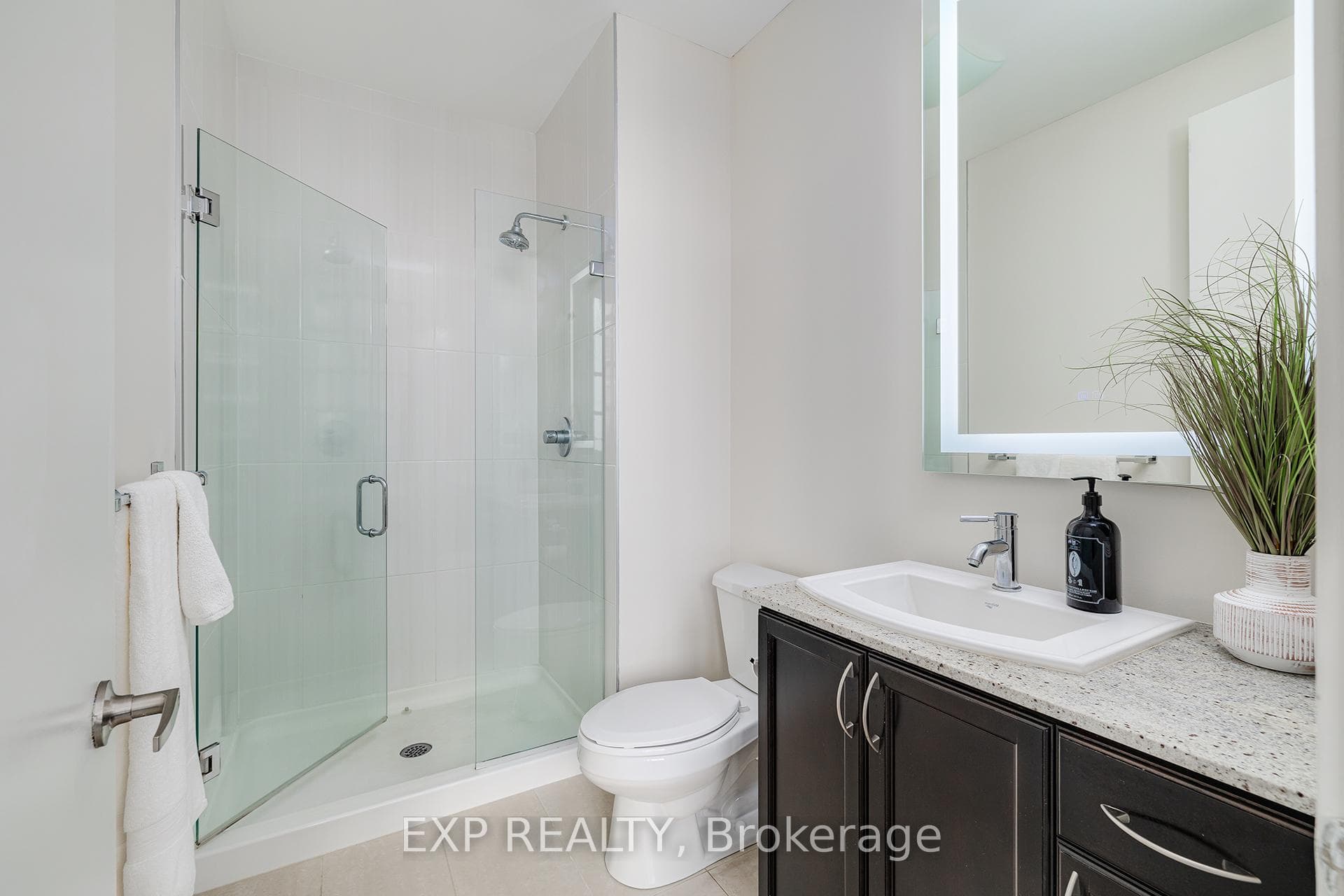 112 Benton Street Unit 322 photo 12