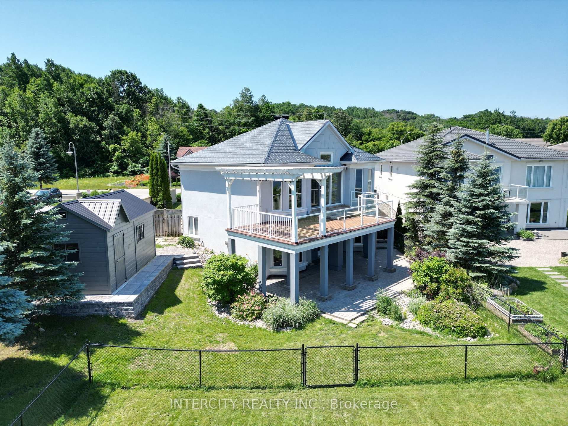 679 Aberdeen Boulevard photo 30