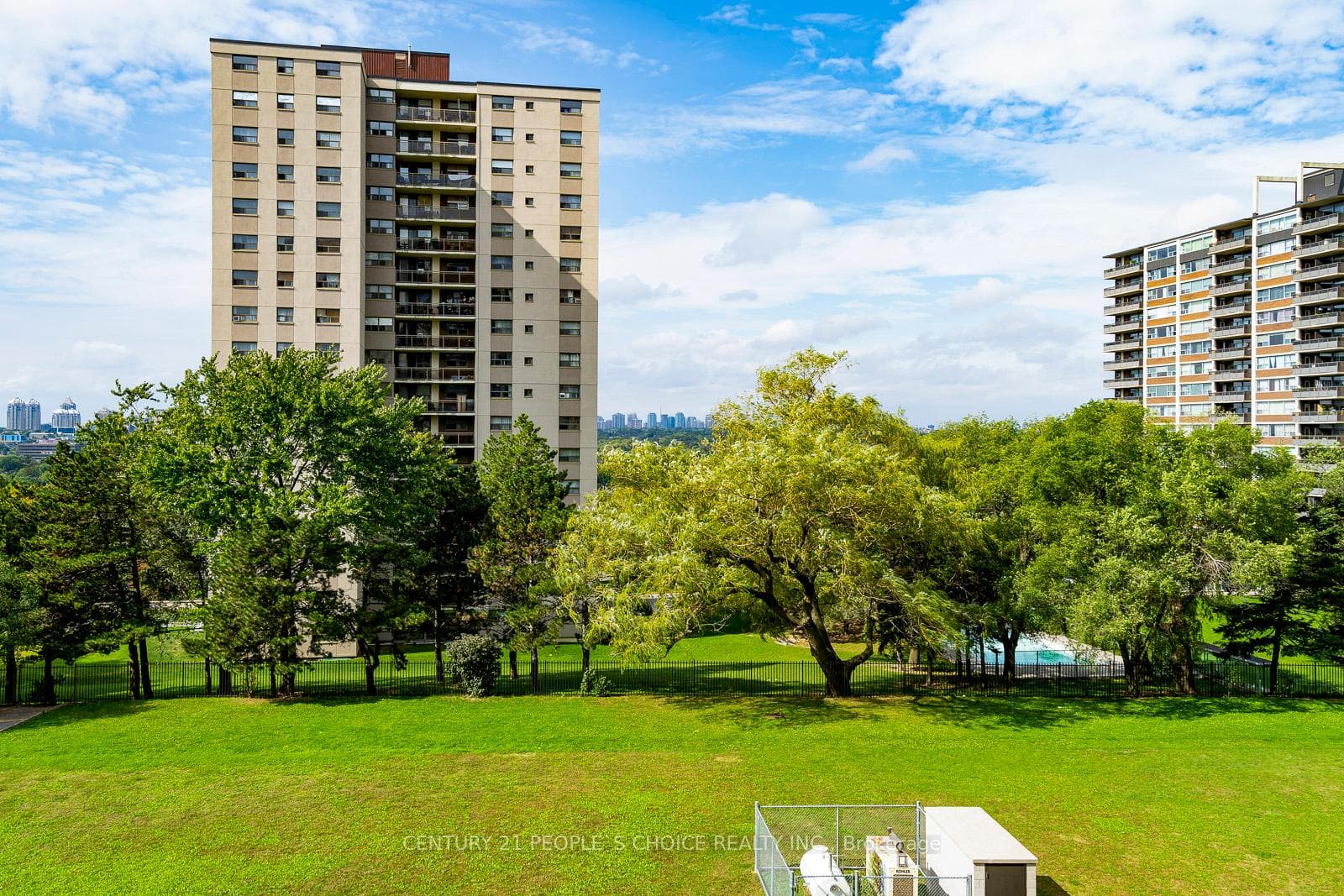 2960 Don Mills Road Unit 1501 photo 22