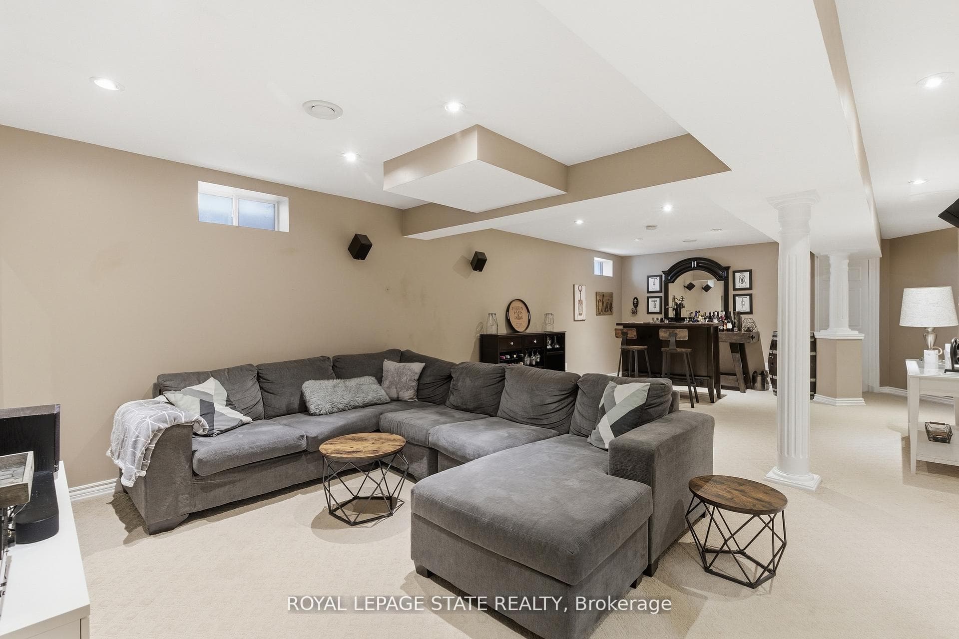 84 Duncairn Crescent photo 41