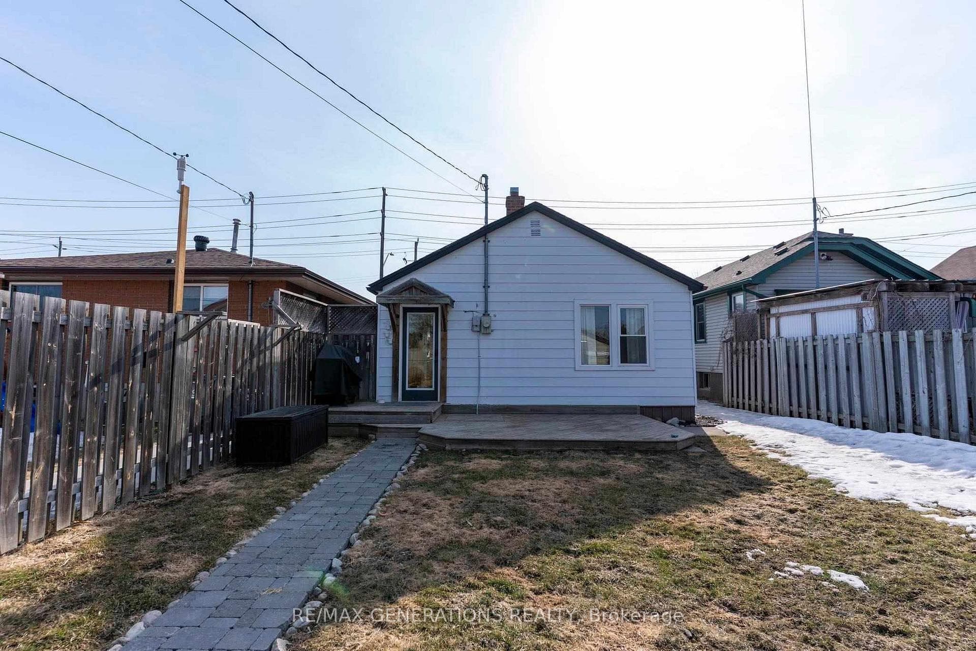 1019 Sprague Street photo 22