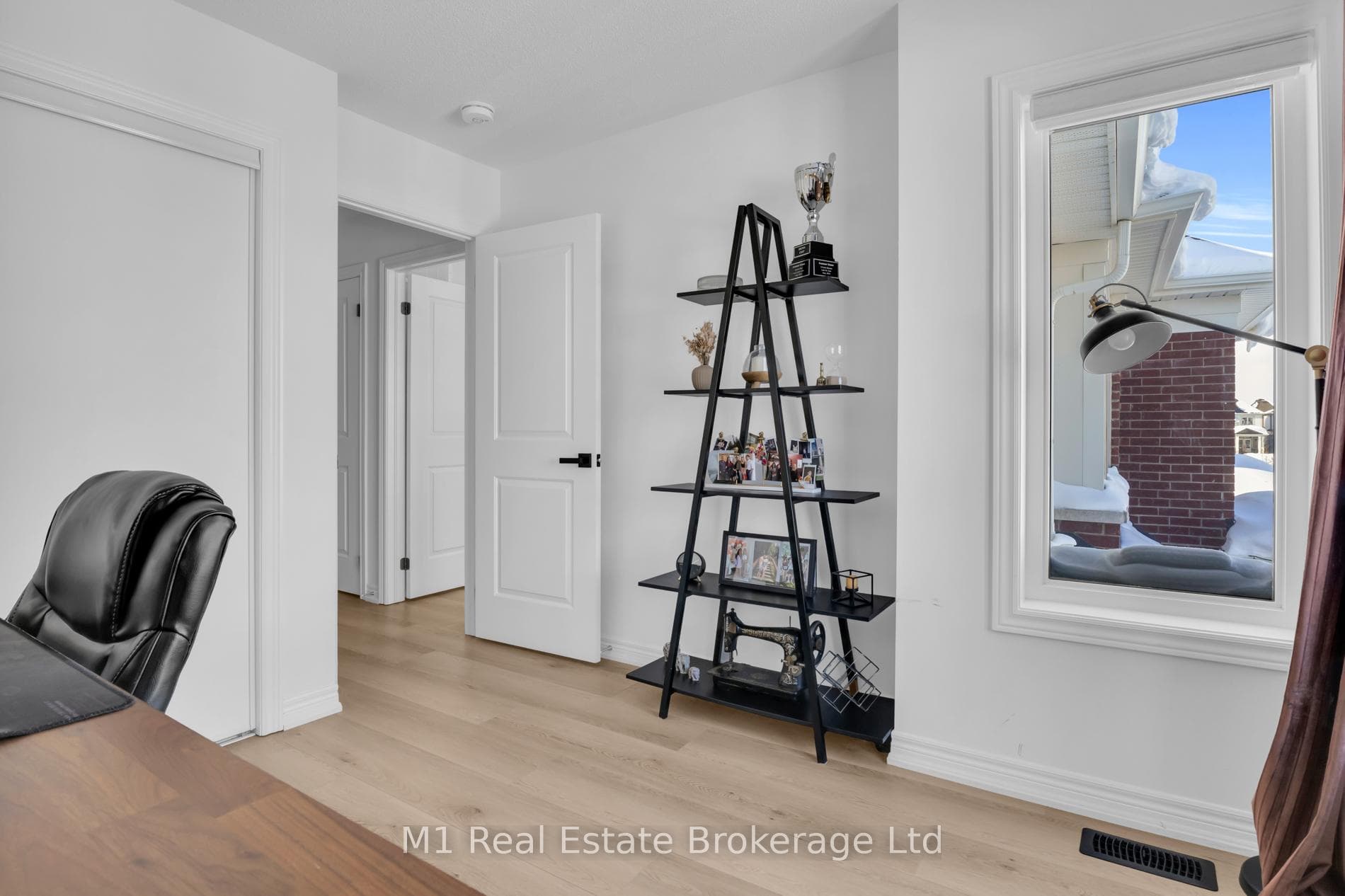 106 Edminston Drive photo 25