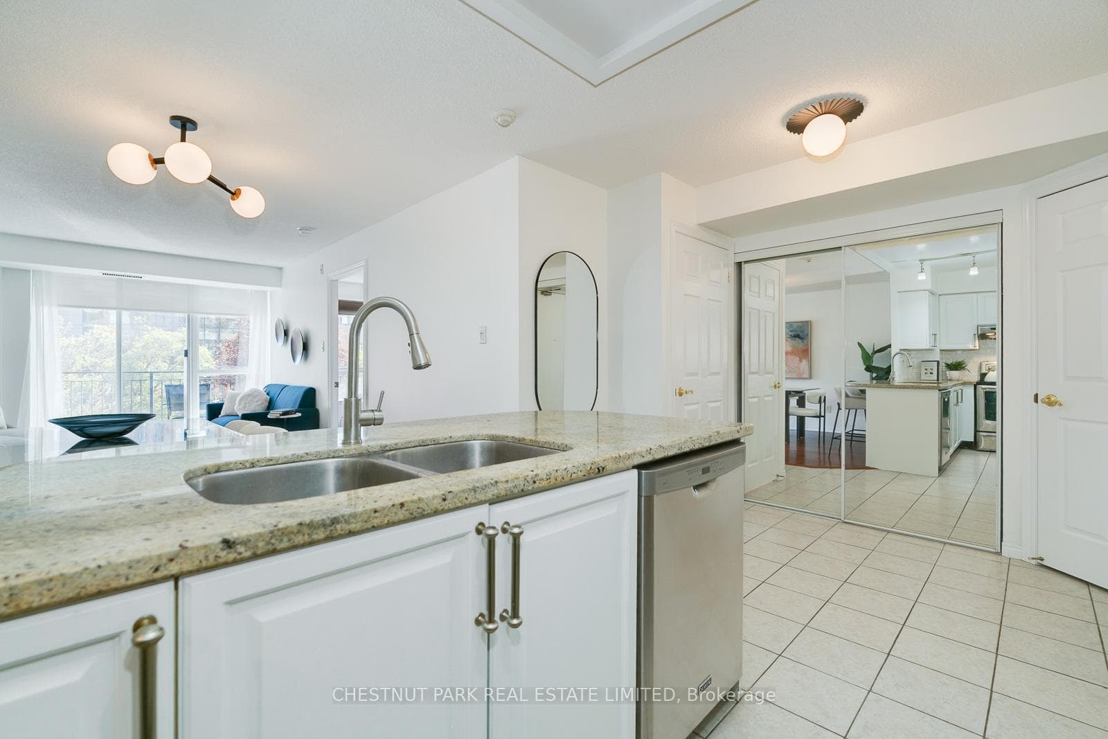 300 Balliol Street Unit 404 photo 6