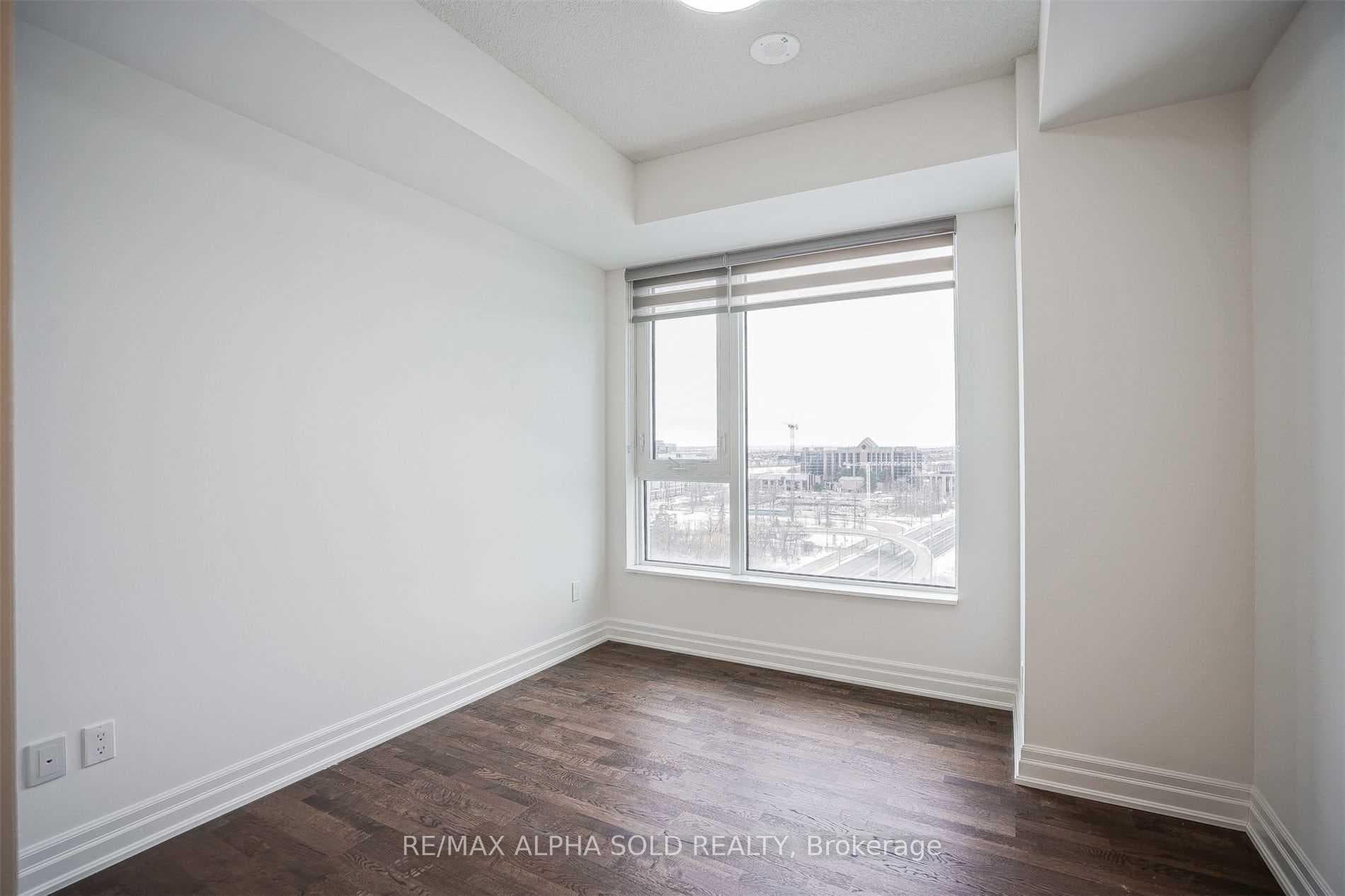 10 Rouge Valley Drive Unit 1302 photo 19