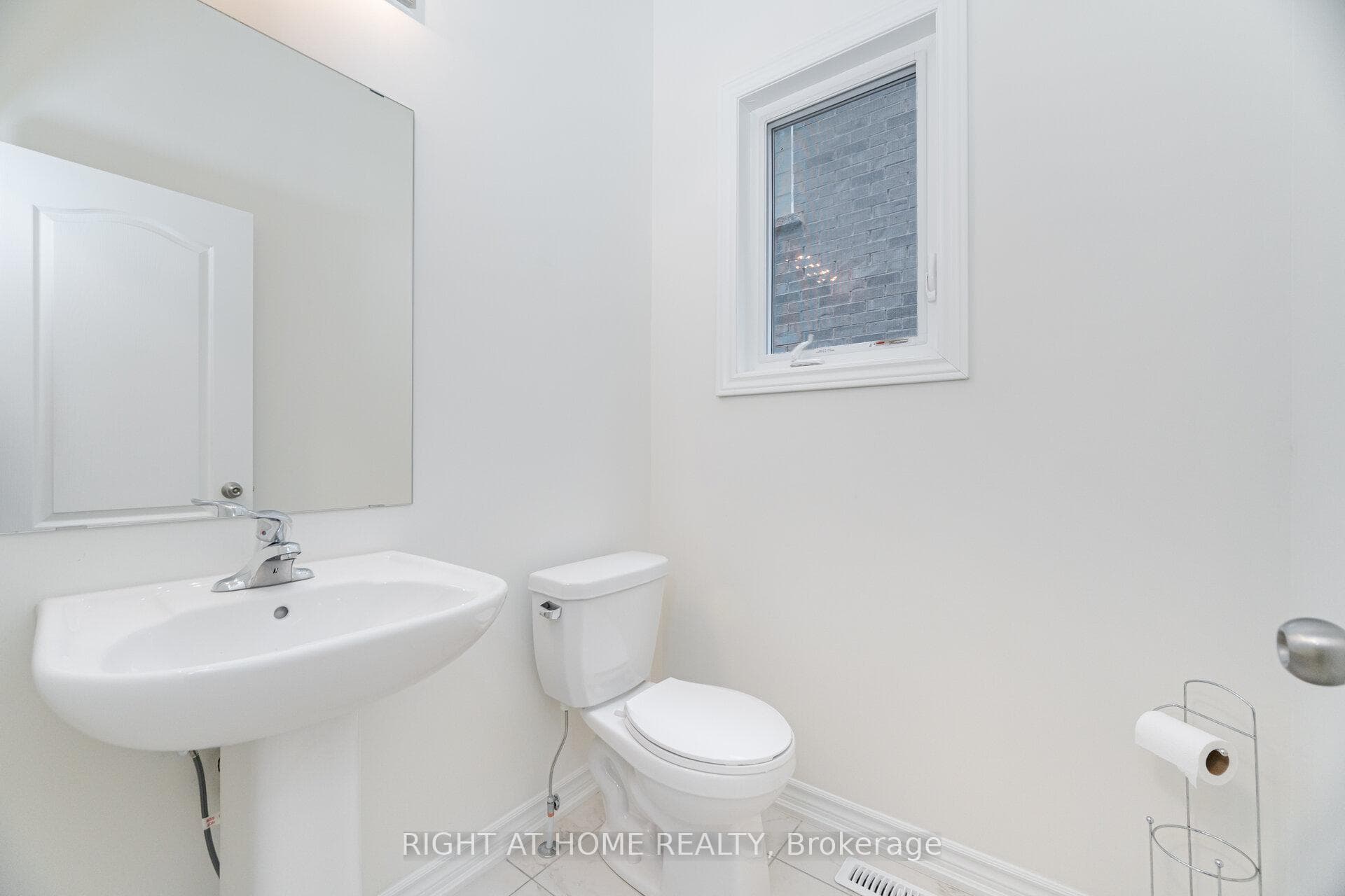 125 Cliff Thompson Court photo 27