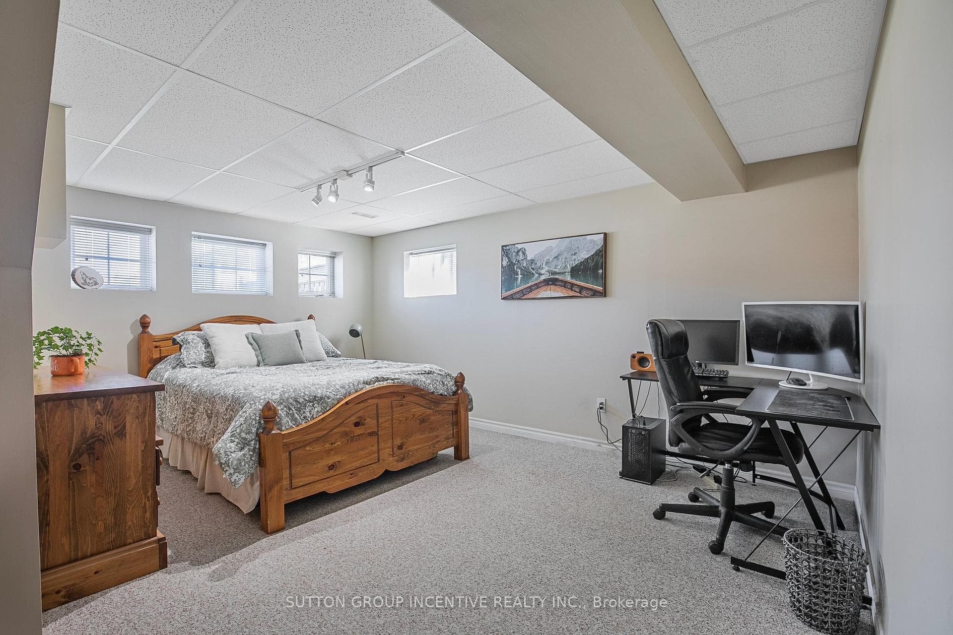 60 Red Oak Drive photo 15