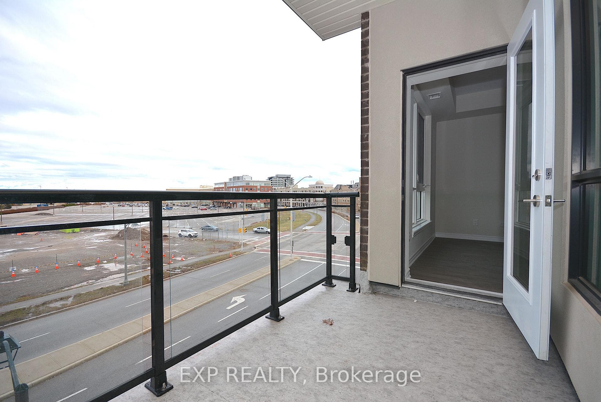 150 Oak Park Boulevard Unit 316 photo 10