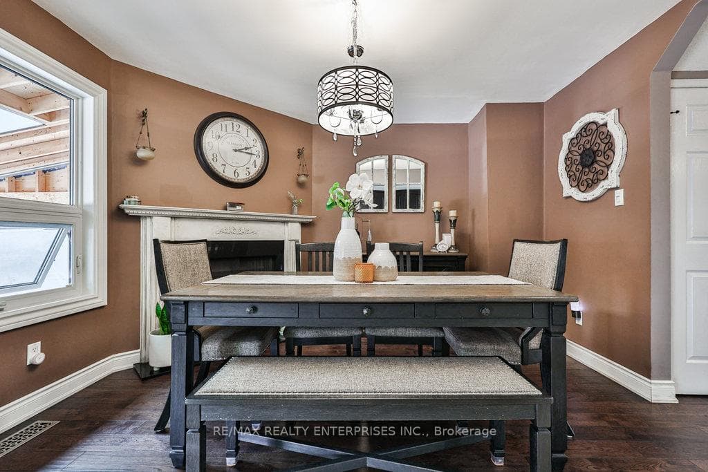 3188 Shadetree Drive photo 15