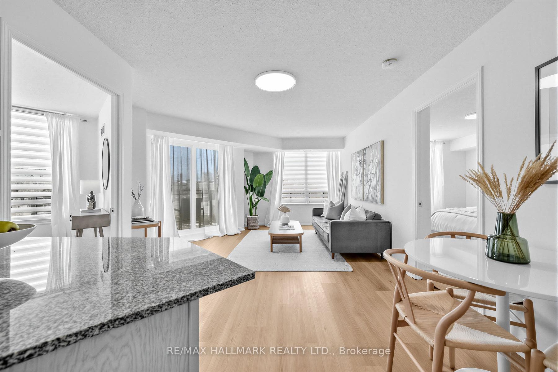 1730 Eglinton Avenue Unit 211 photo 13