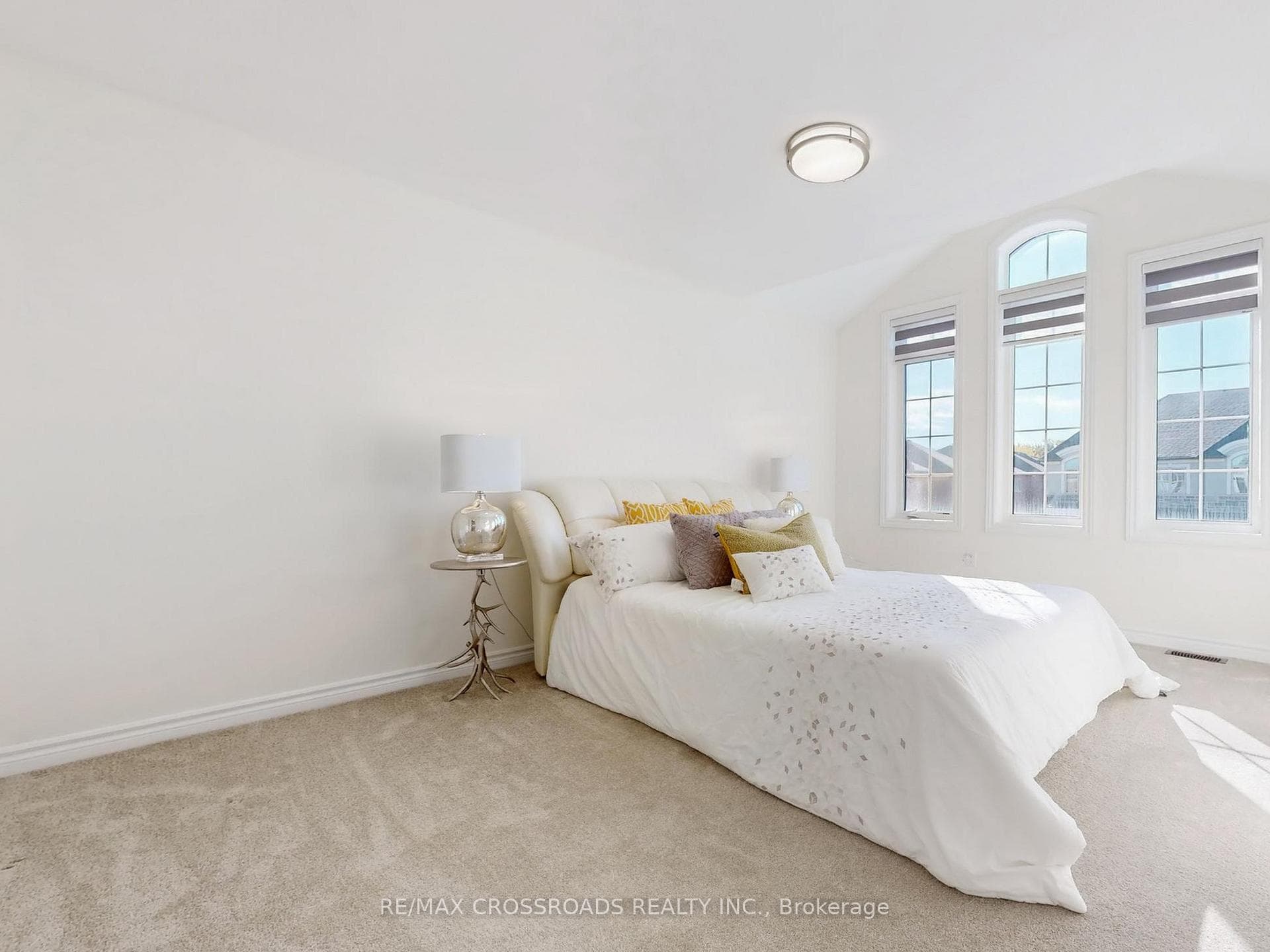 62 Kentledge Avenue photo 37