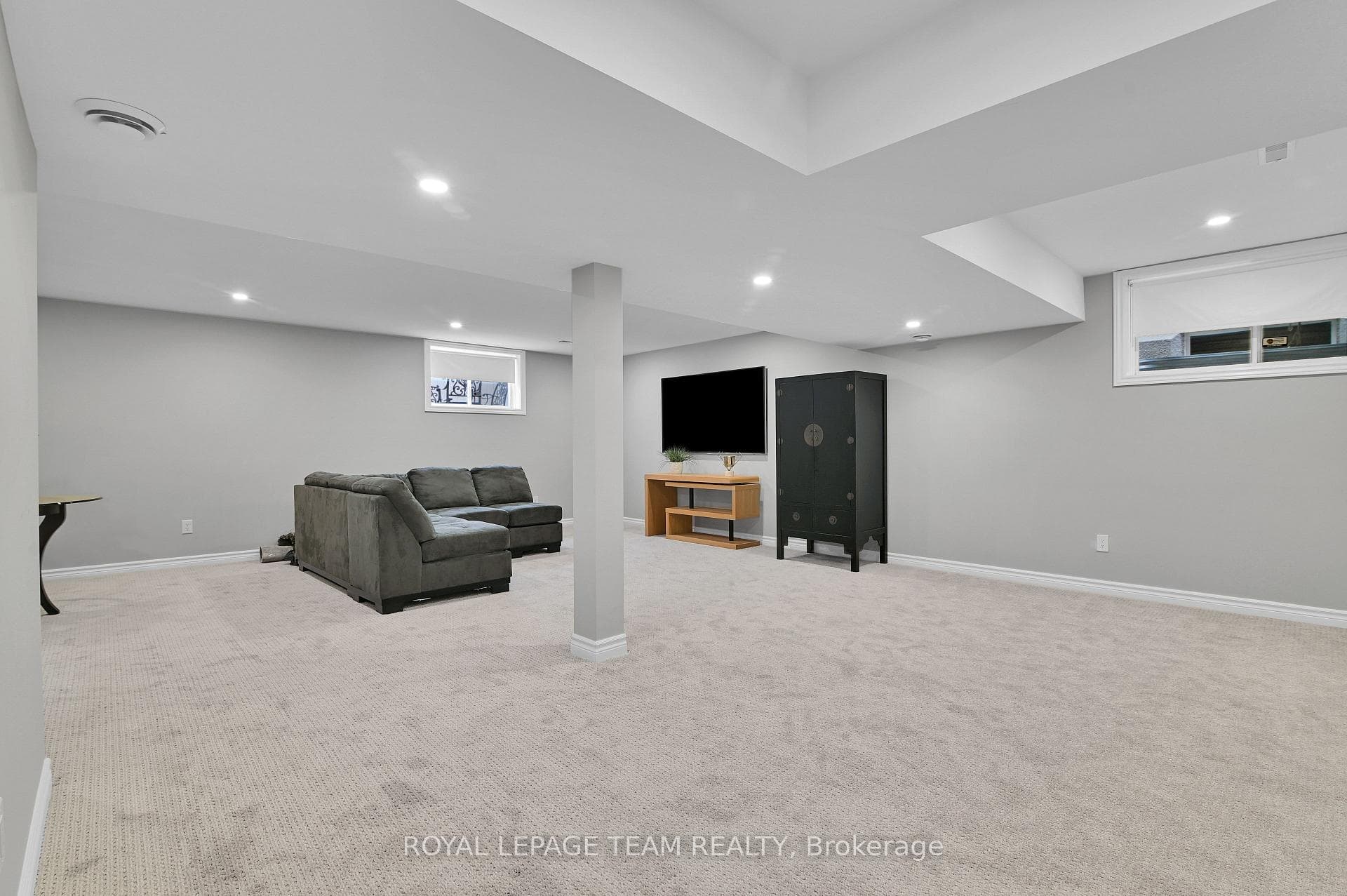 743 Brian Good Avenue photo 34
