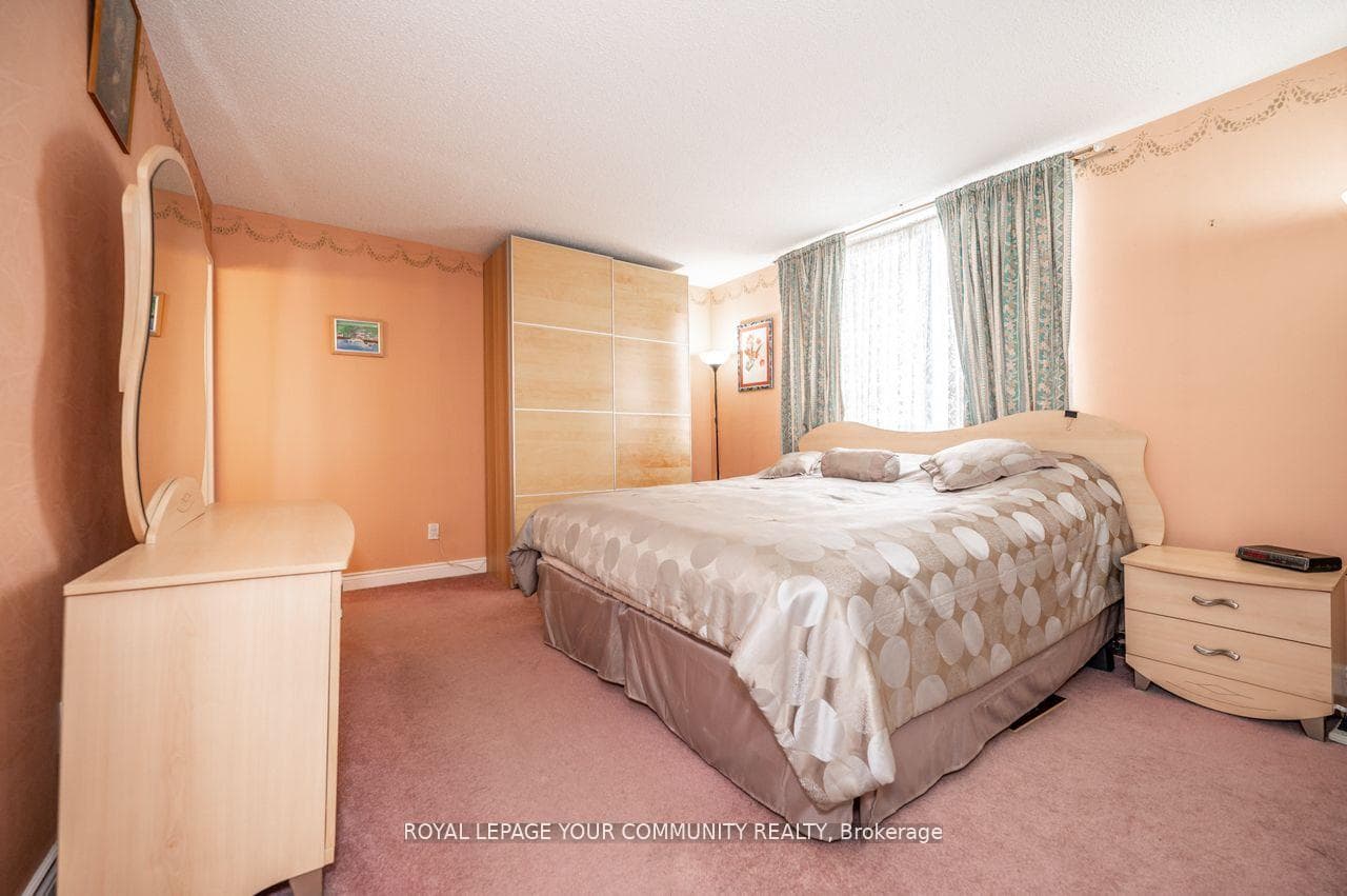 1665 Victoria Park Avenue Unit 1106 photo 23