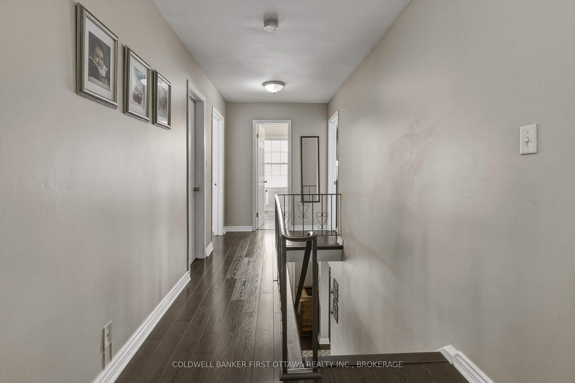 695 Laidlaw Crescent photo 21