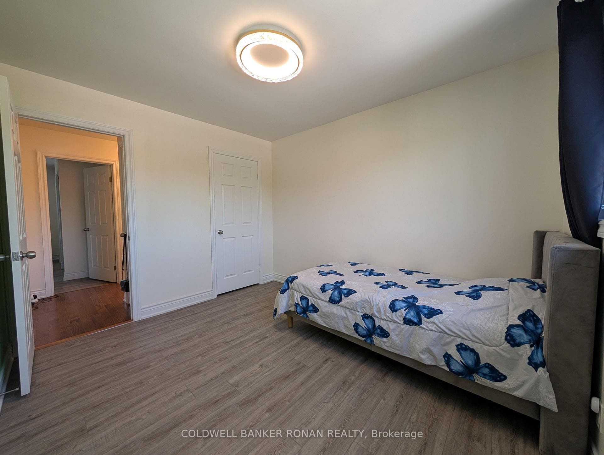 41 Camrose Drive photo 23