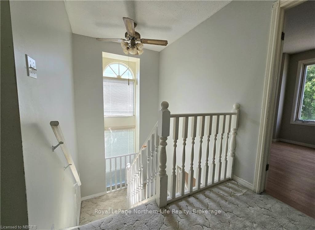 668 TACKABERRY Drive photo 27