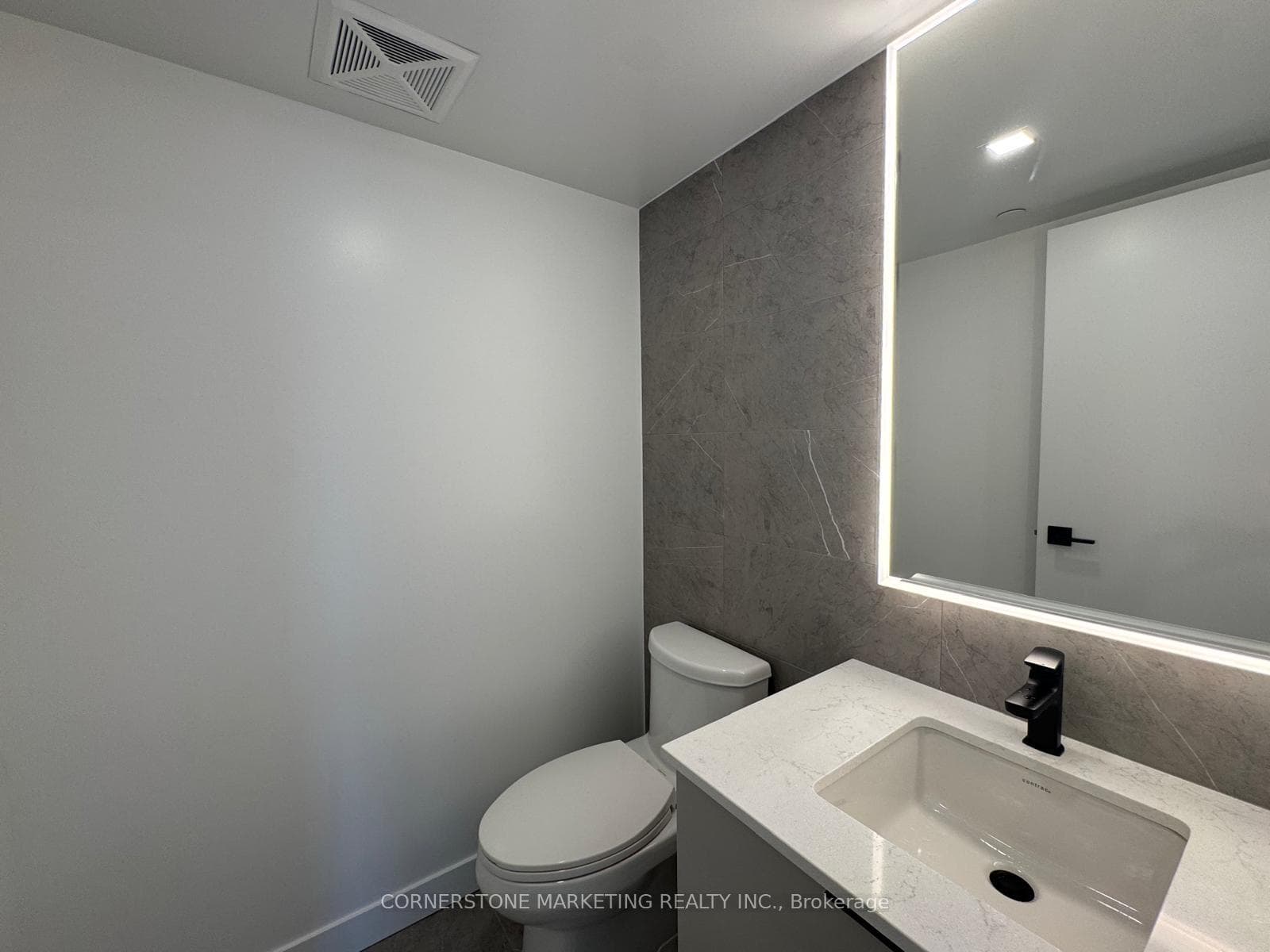 609 Sherbourne Street Unit 804 photo 14