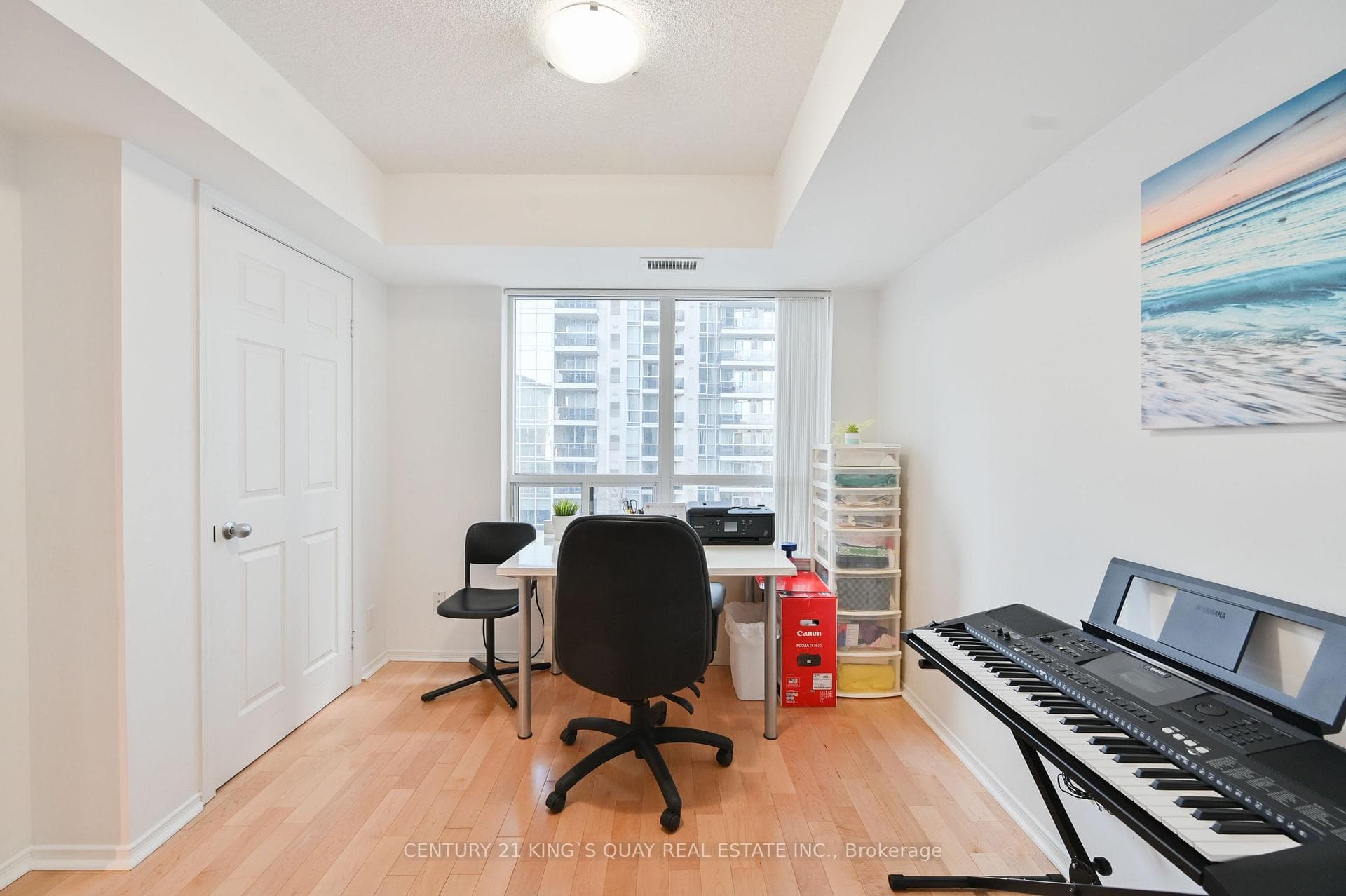 155 Beecroft Road Unit 612 photo 10