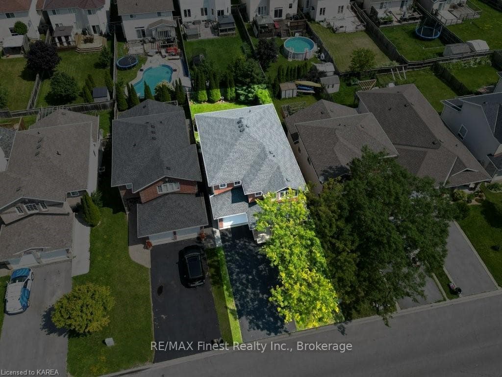 419 CONSERVATORY Drive photo 45