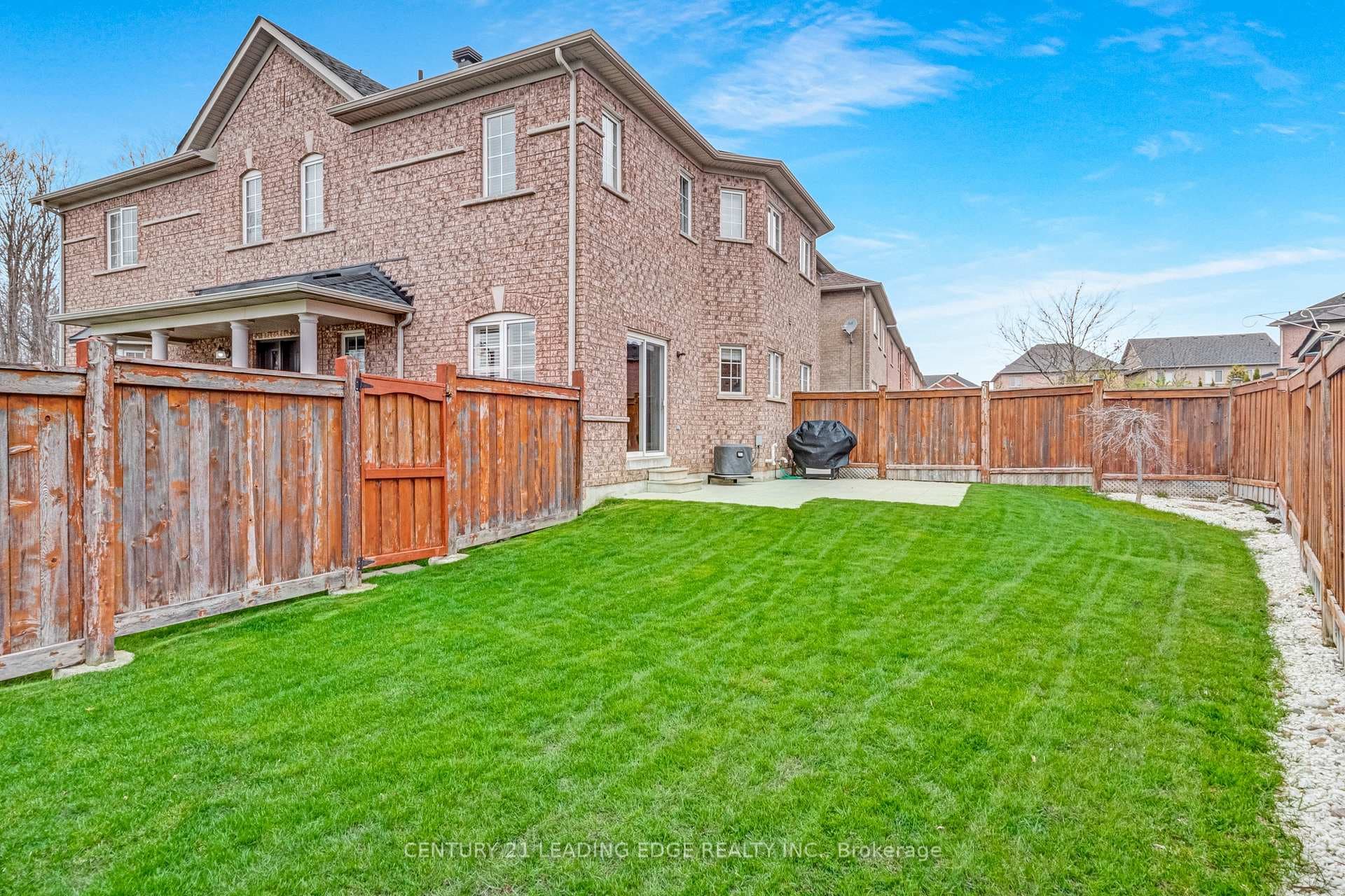 146 Ken Laushway Avenue photo 29