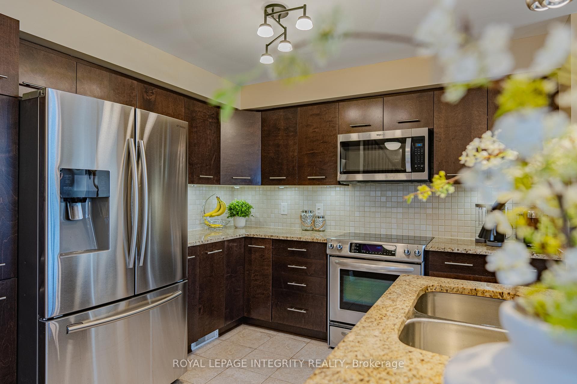 349 Celtic Ridge Crescent photo 9