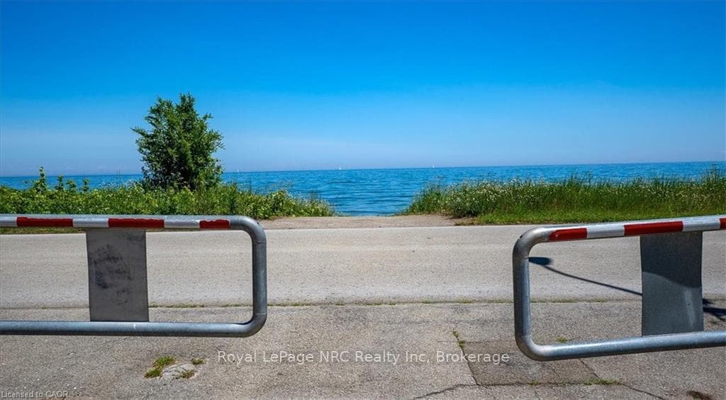 382 Beach Boulevard photo 43