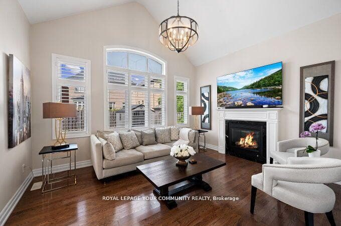 14 Robert Berry Crescent photo 13
