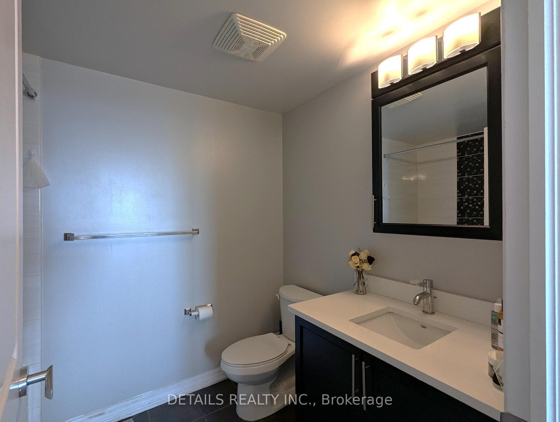 195 BESSERER Street Unit 2102 photo 20
