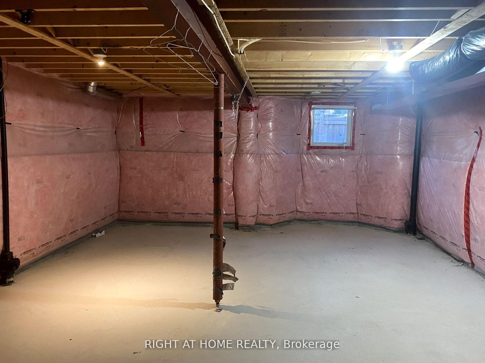 150 Collin Court photo 14
