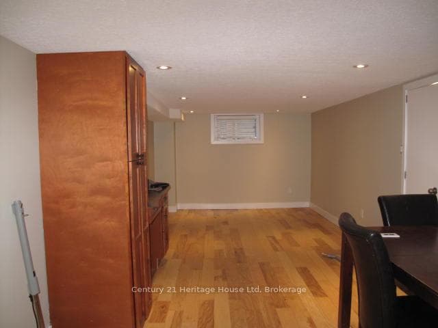 64 Cassino Avenue Unit UNIT #B photo 12