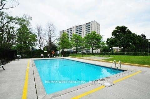 130 Neptune Drive Unit 202 photo 26
